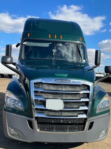 2019 FREIGHTLINER Cascadia 125 - Image 2